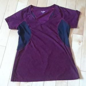 Reebok workout athletic top